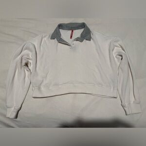 UNIONBAY White Top with Gray Collar